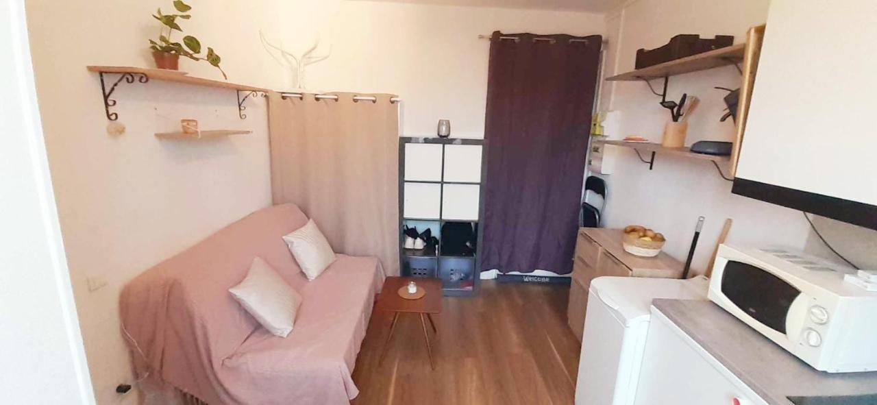 Studio Cosy 18e Jules Joffrin Appartamento